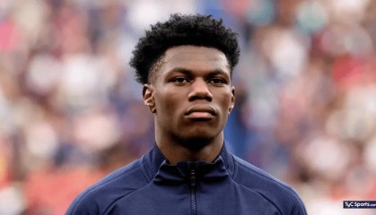 今日NBA比分直播-记者：穆帅认为楚阿梅尼不像贝林/82一样重要，他能离开皇马